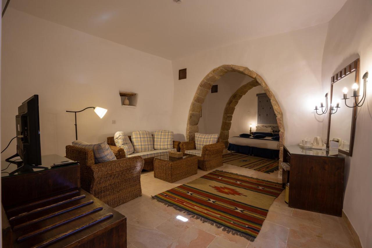 The Old Village Hotel & Resort Wadi Musa Zewnętrze zdjęcie